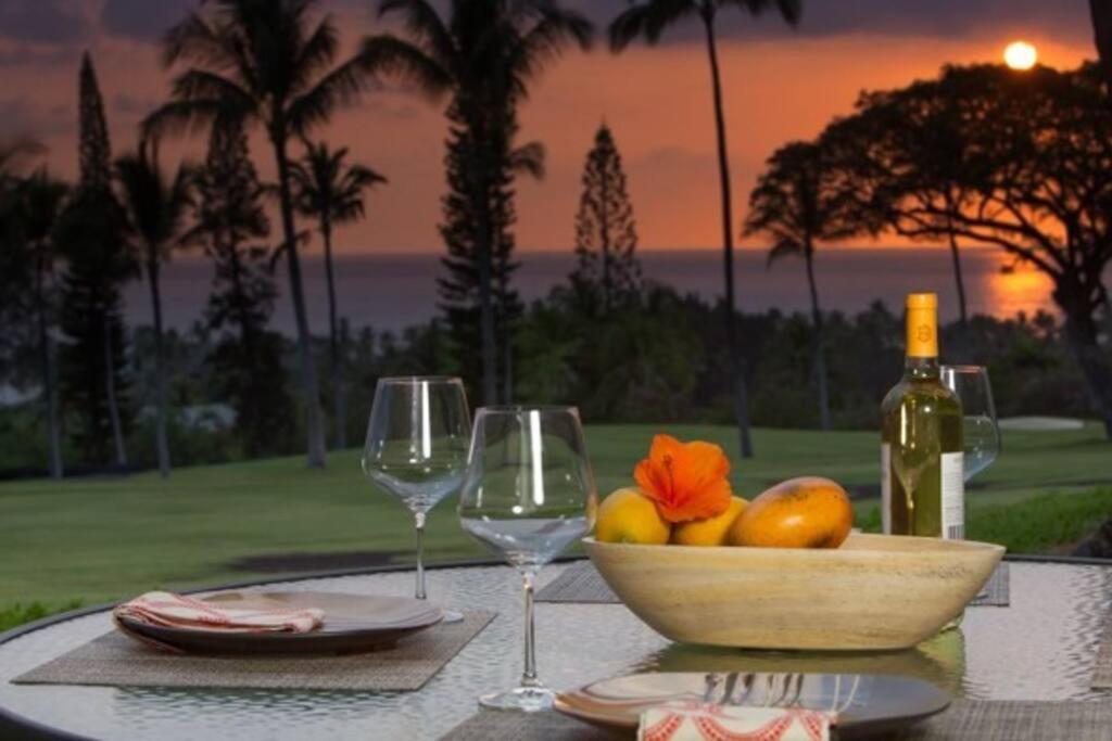 Beautiful 2/2 Condo In Kailua Kona. Ocean View! Buitenkant foto