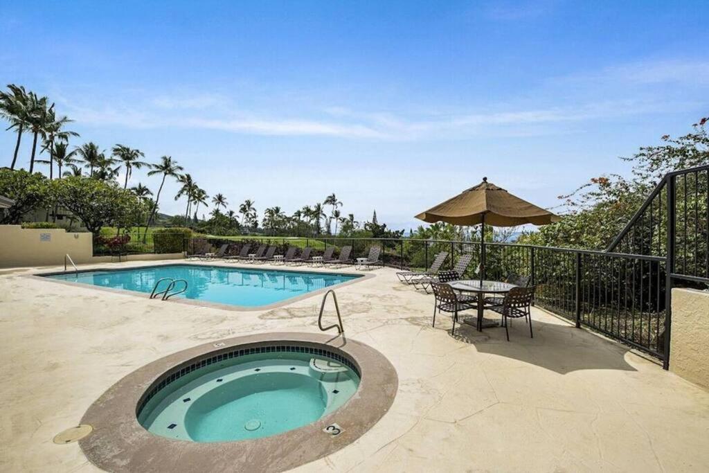 Beautiful 2/2 Condo In Kailua Kona. Ocean View! Buitenkant foto