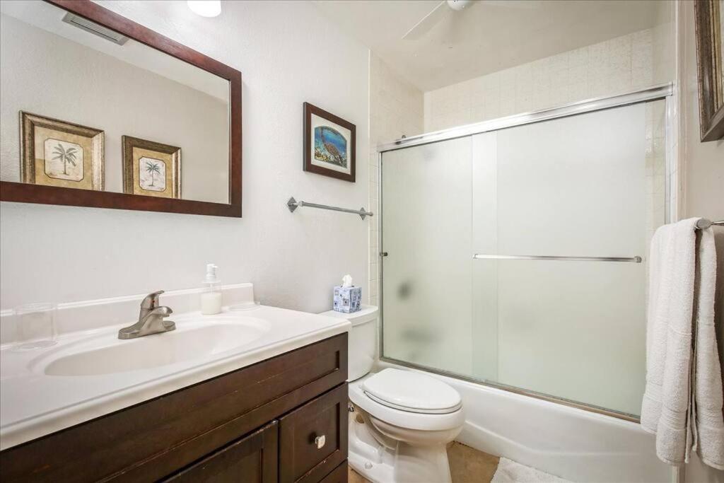 Beautiful 2/2 Condo In Kailua Kona. Ocean View! Buitenkant foto